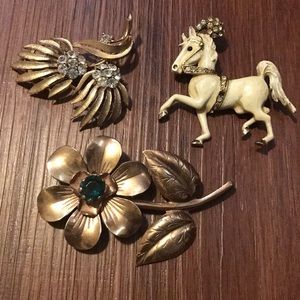 3 Vintage Pins